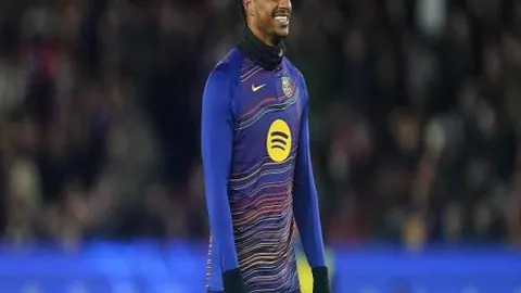 CBA巅峰对决：粤沪争霸，精彩分析不容错过！